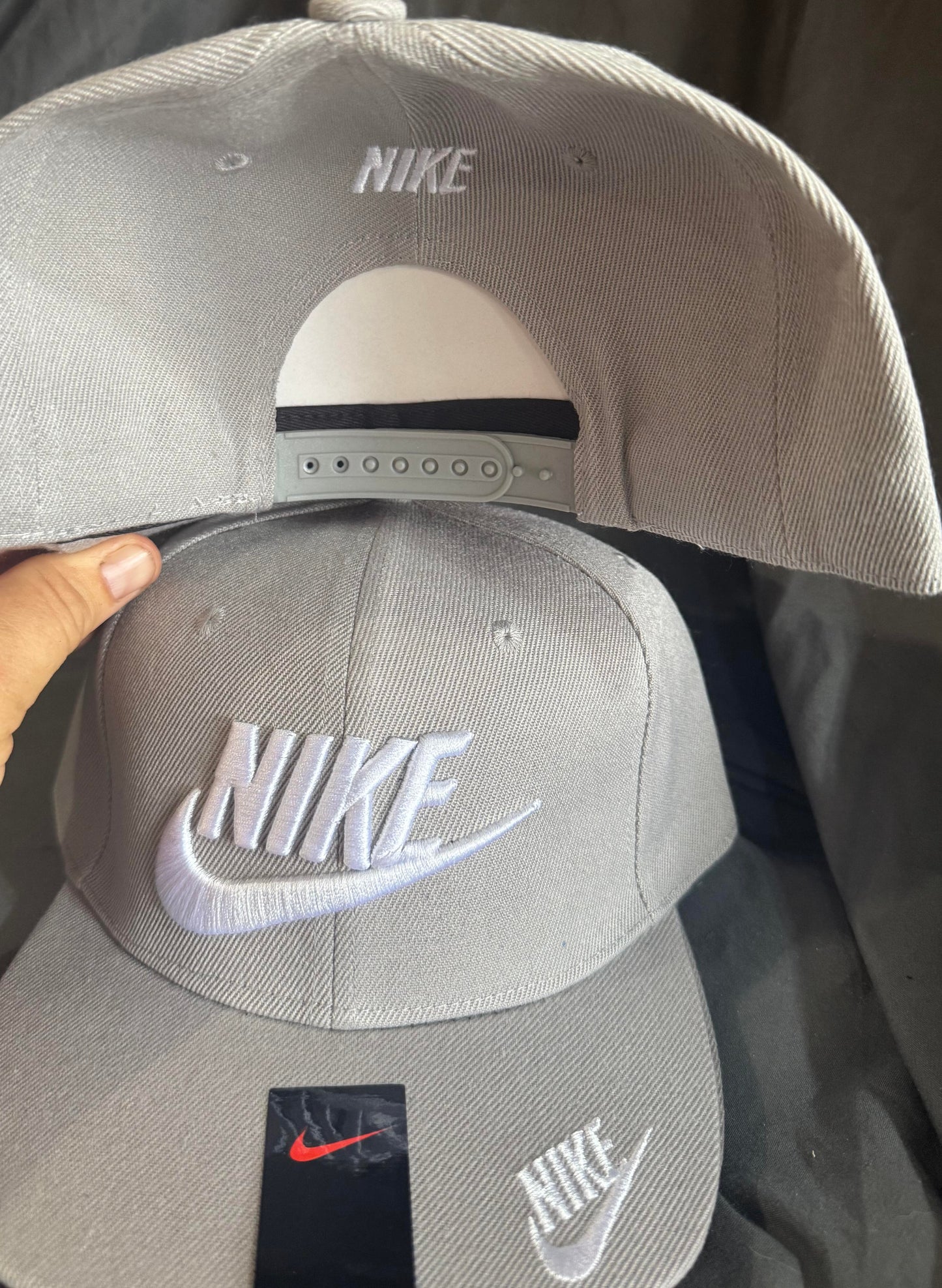 Nike Mens Hat (Gray)