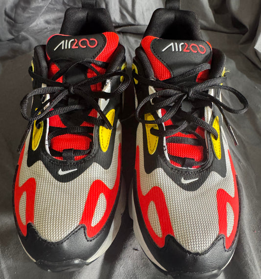 Pre-Owned Nike Air Max 200 Black Bright Crimson (GS) Size Kids 6.5Y