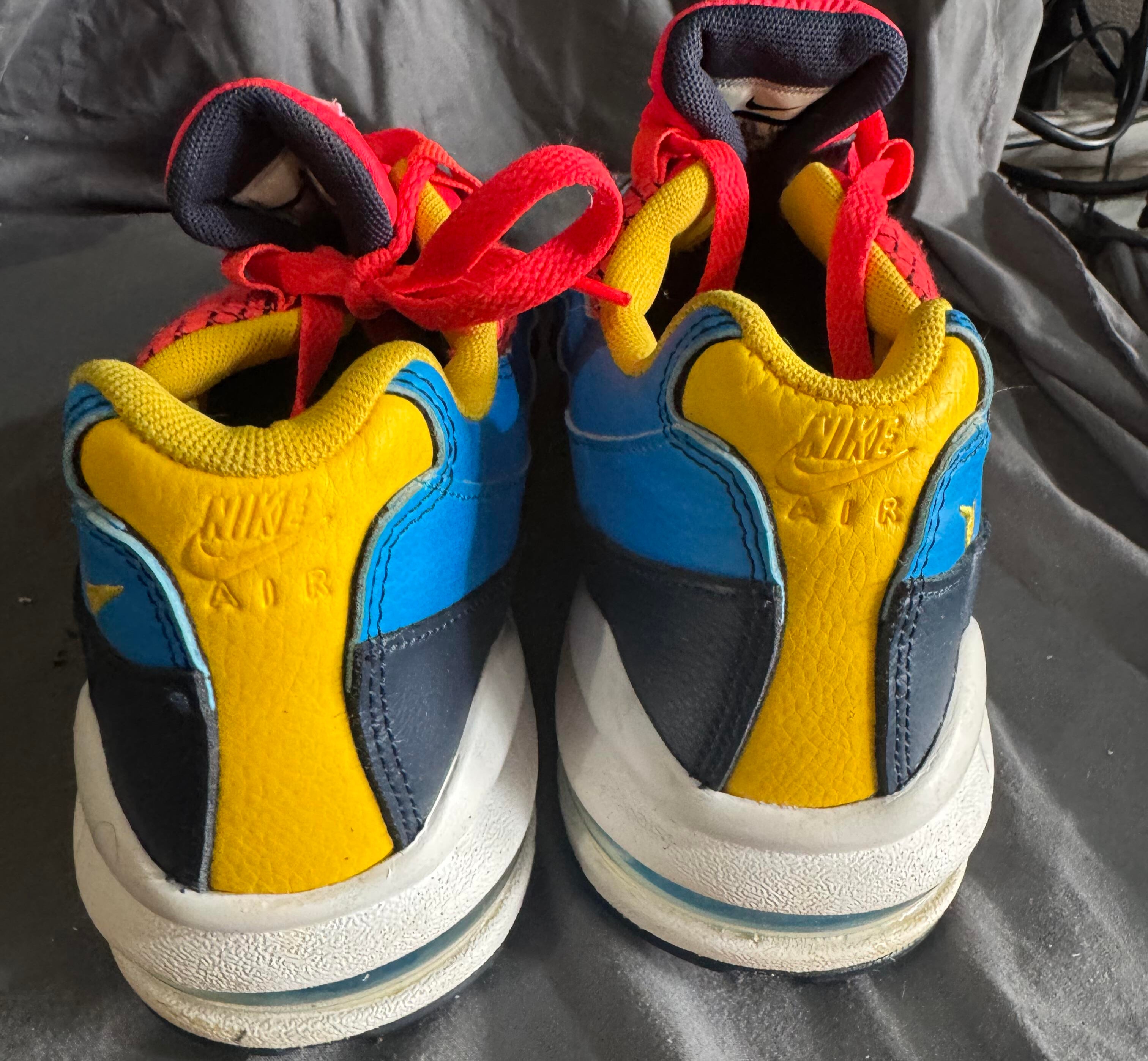 Pre-Owned Air Max 95 Now GS 'Crimson Blue' Size 6.5Y *CLEARANCE*