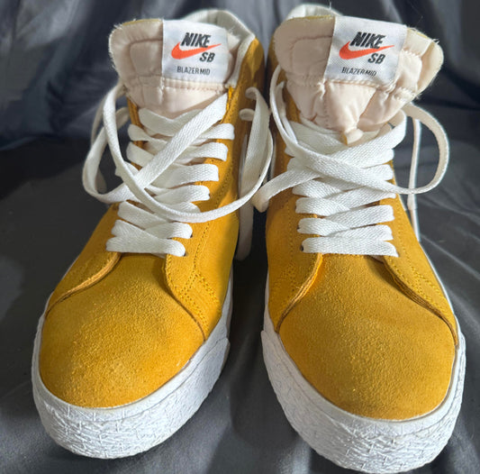 Pre-Owned Nike SB Zoom Blazer Mid University Gold Size 6.5