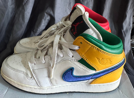 Pre-Owned Nike Jordan 1 Mid Alternate Multi-Color (GS) Size 6.5Y
