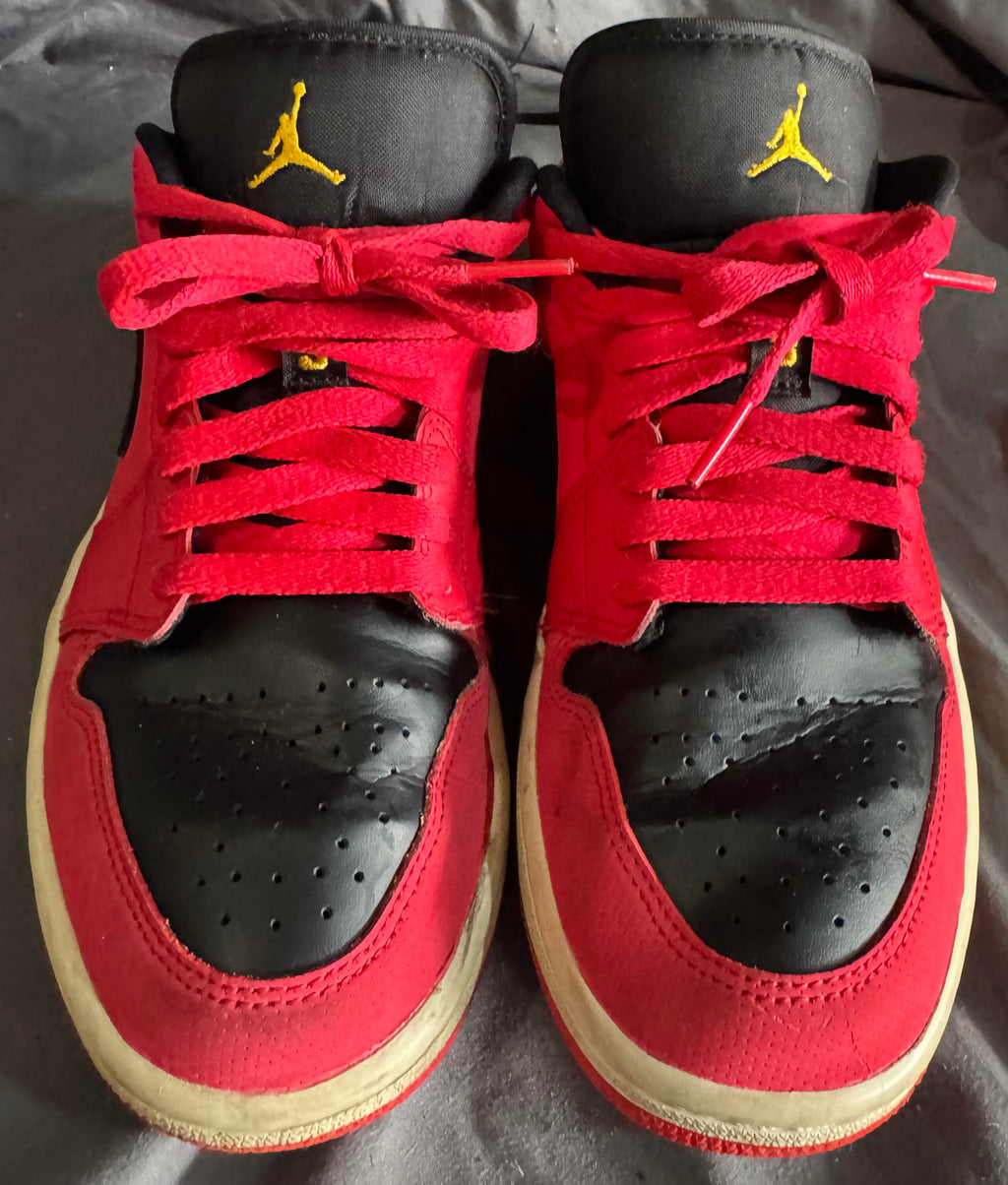 Pre-Owned Jordan 1 Low Siren Red (Women's) Size 8.5 *CLEARANCE*
