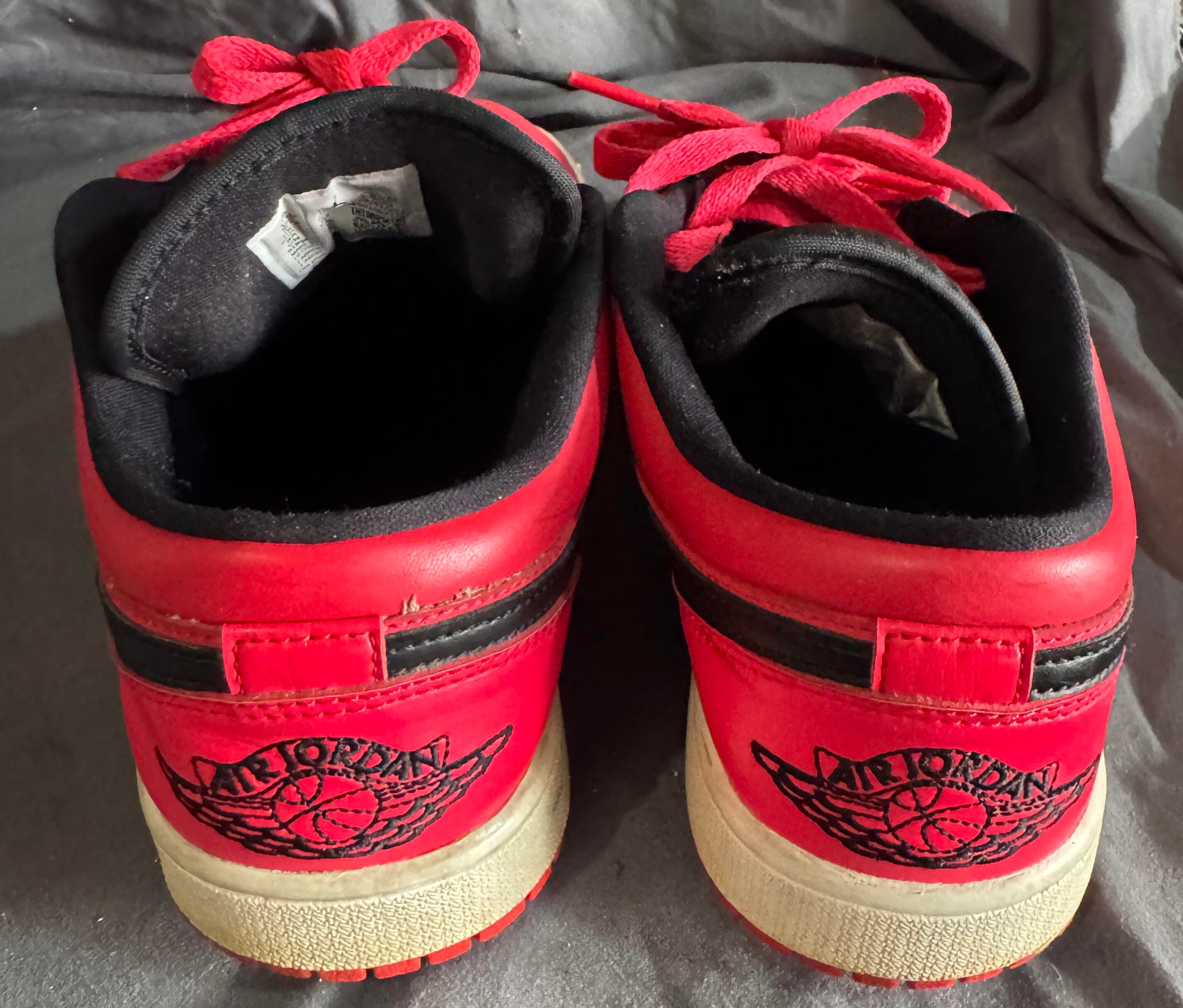 Pre-Owned Jordan 1 Low Siren Red (Women's) Size 8.5 *CLEARANCE*