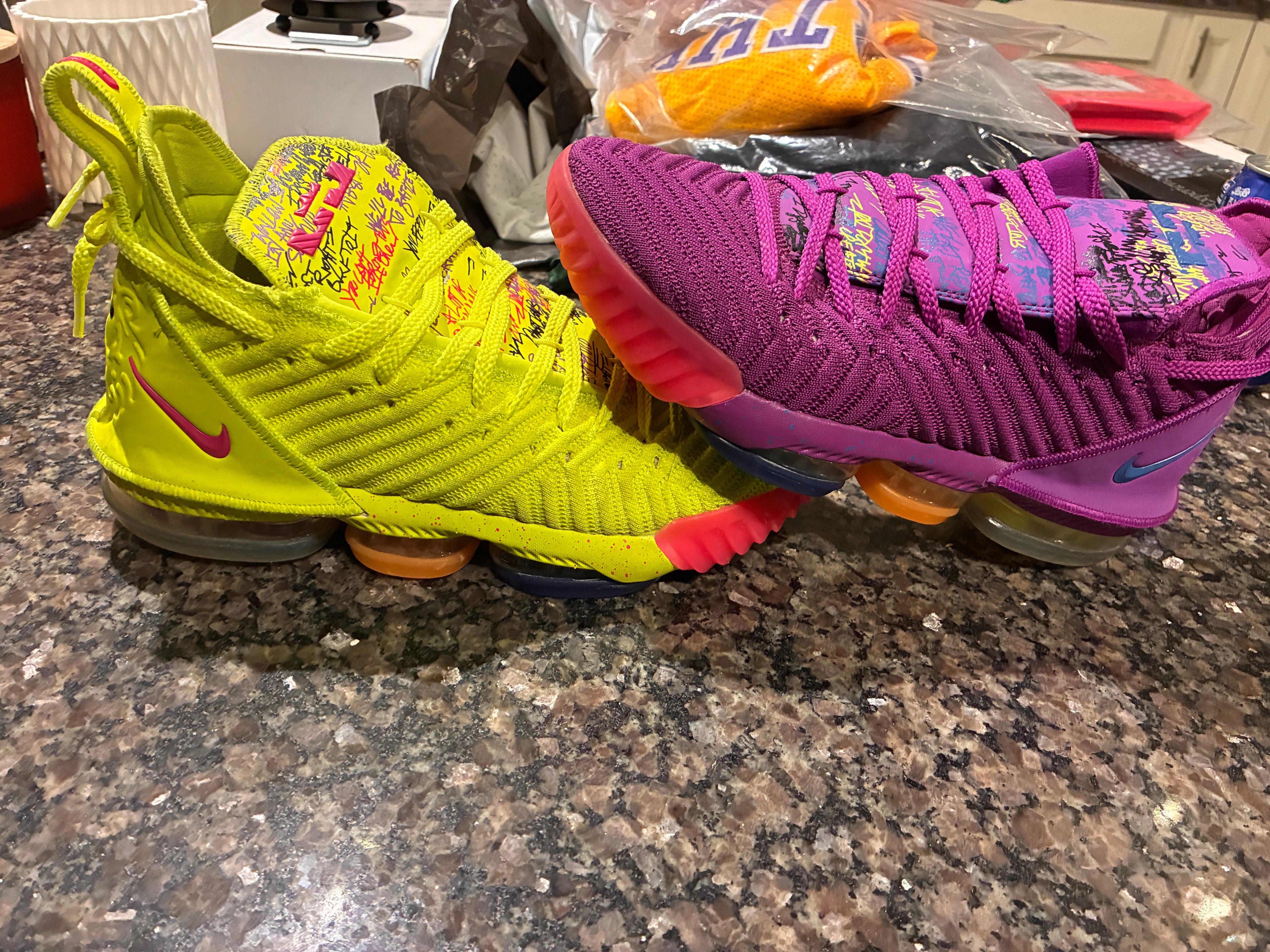 Nike Kyrie 5 Men's SIze 8 Pre-Owned