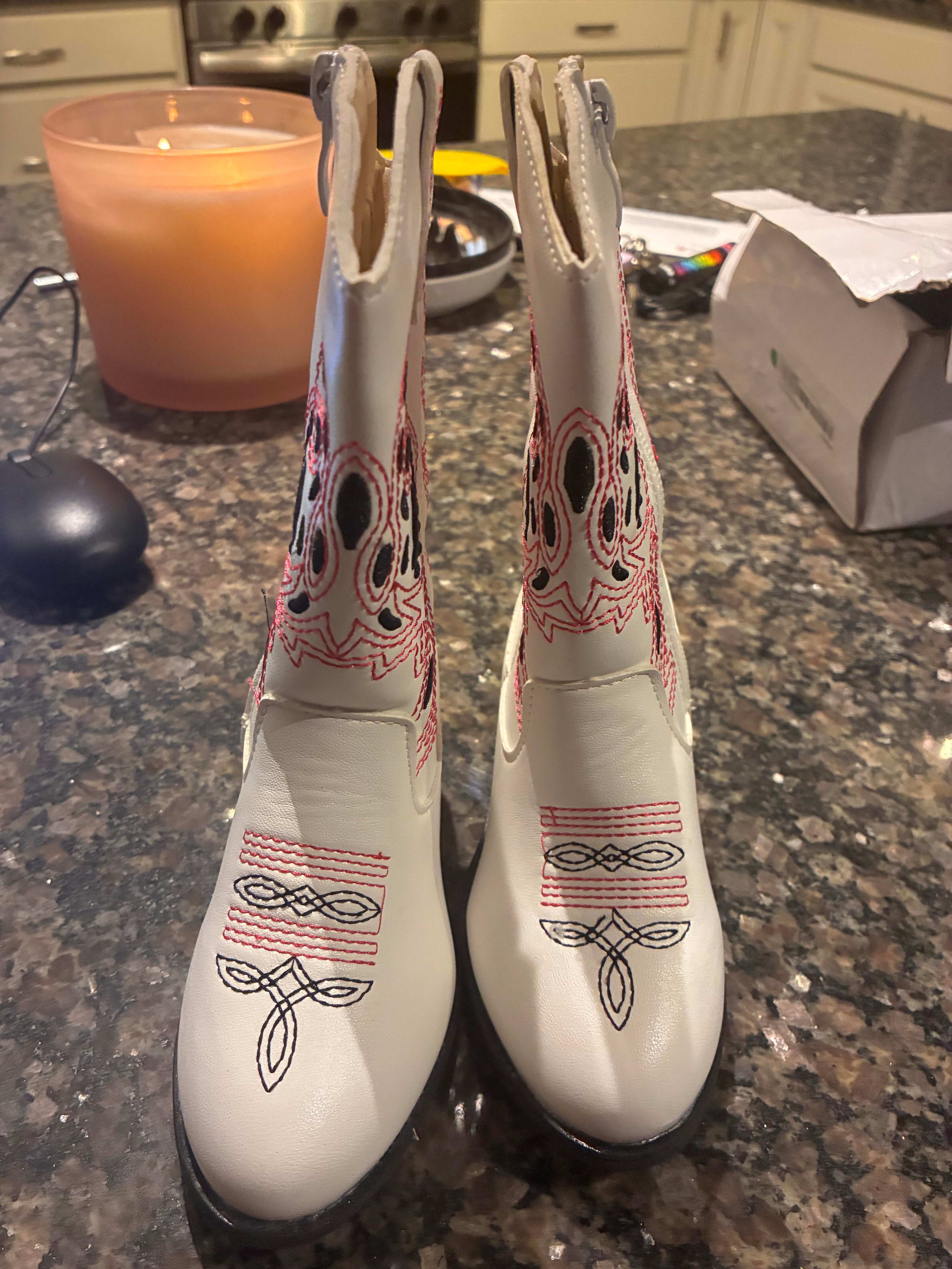 Kids cow girl boots 11C NEW