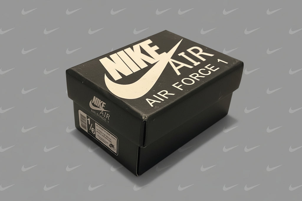 Keychain Souvenir Shoe Box Nike AF1