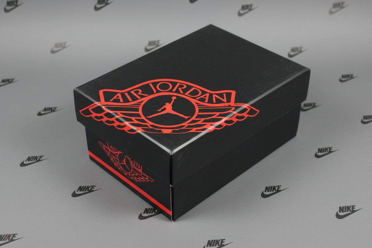 Keychain Souvenir Shoe Box Nike Air Jordan