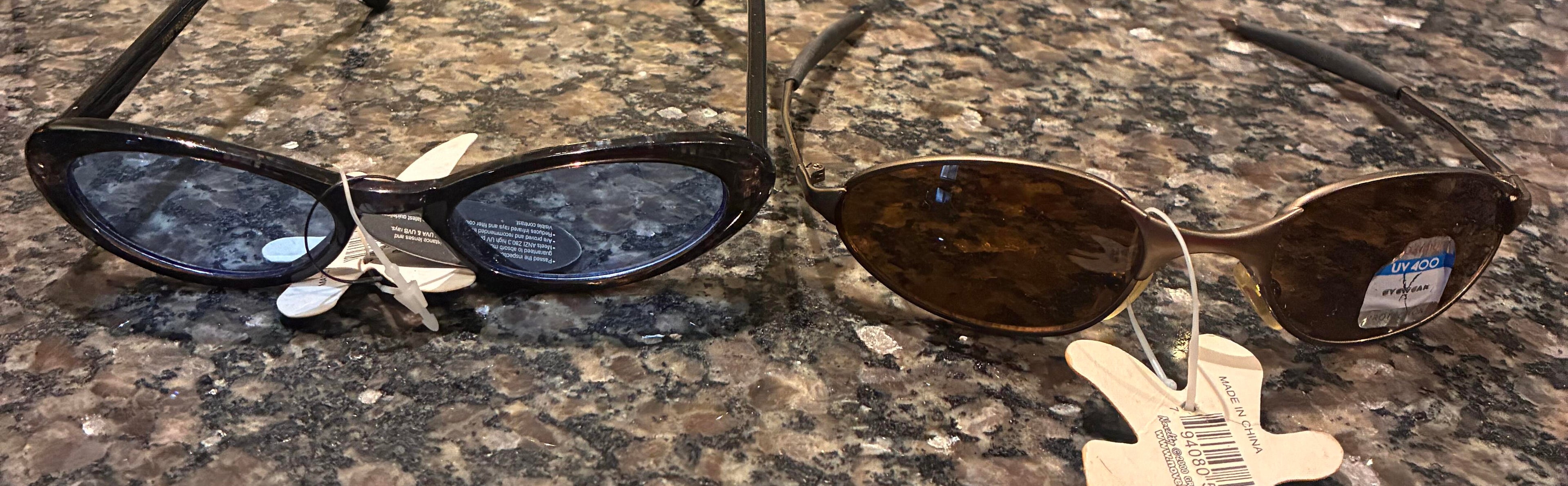 (2) Pair Sunglasses ONLY $5.00 #7