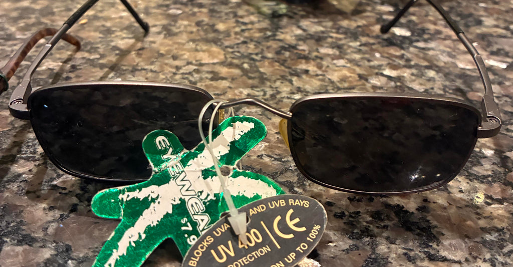 (2) Pair Sunglasses ONLY $5.00 #10