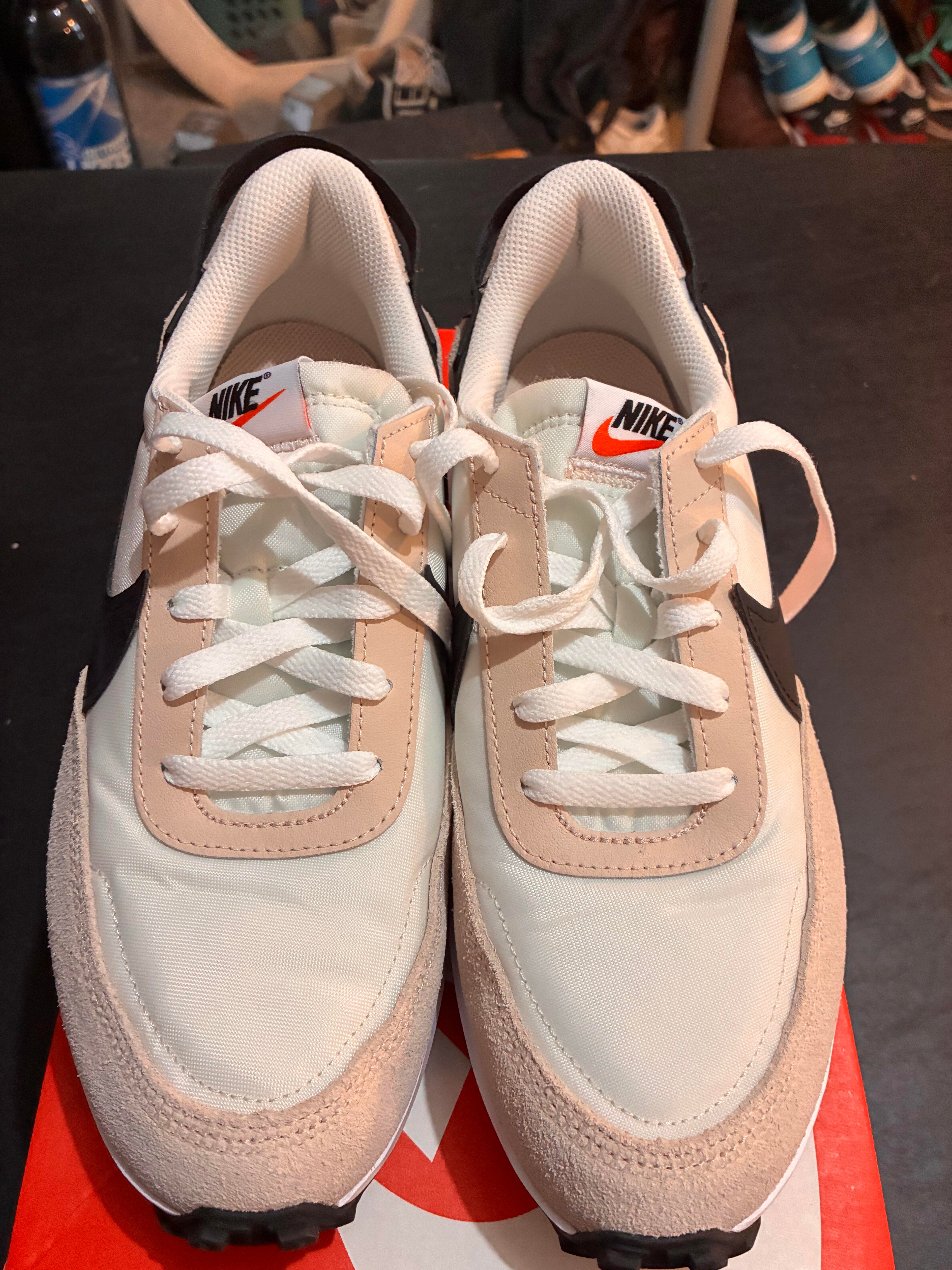 Women's Nike Waffle Debut Sneakers Size: 9.5