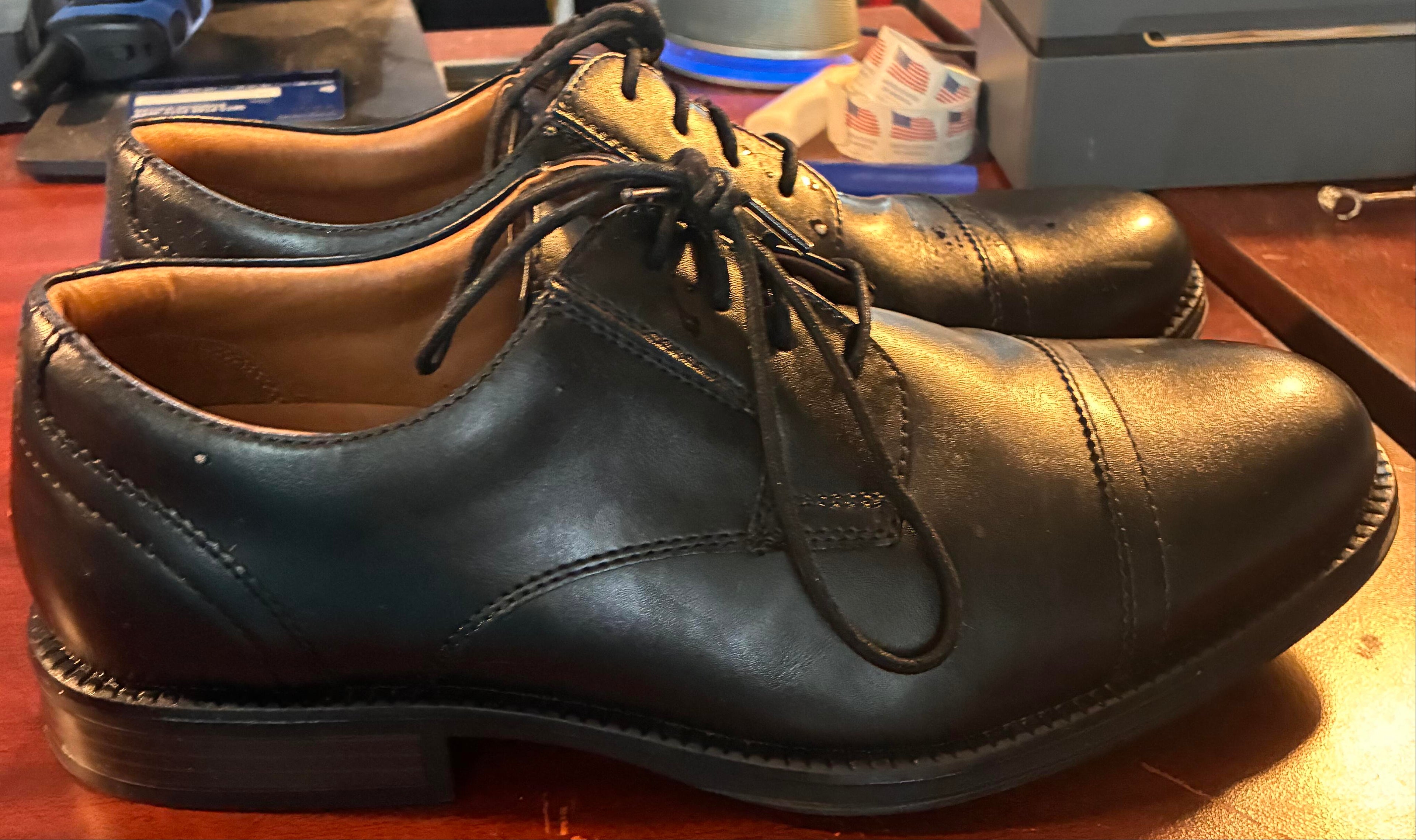Dockers Dress Shoes Size Men 9 Wide - Pre-Owned