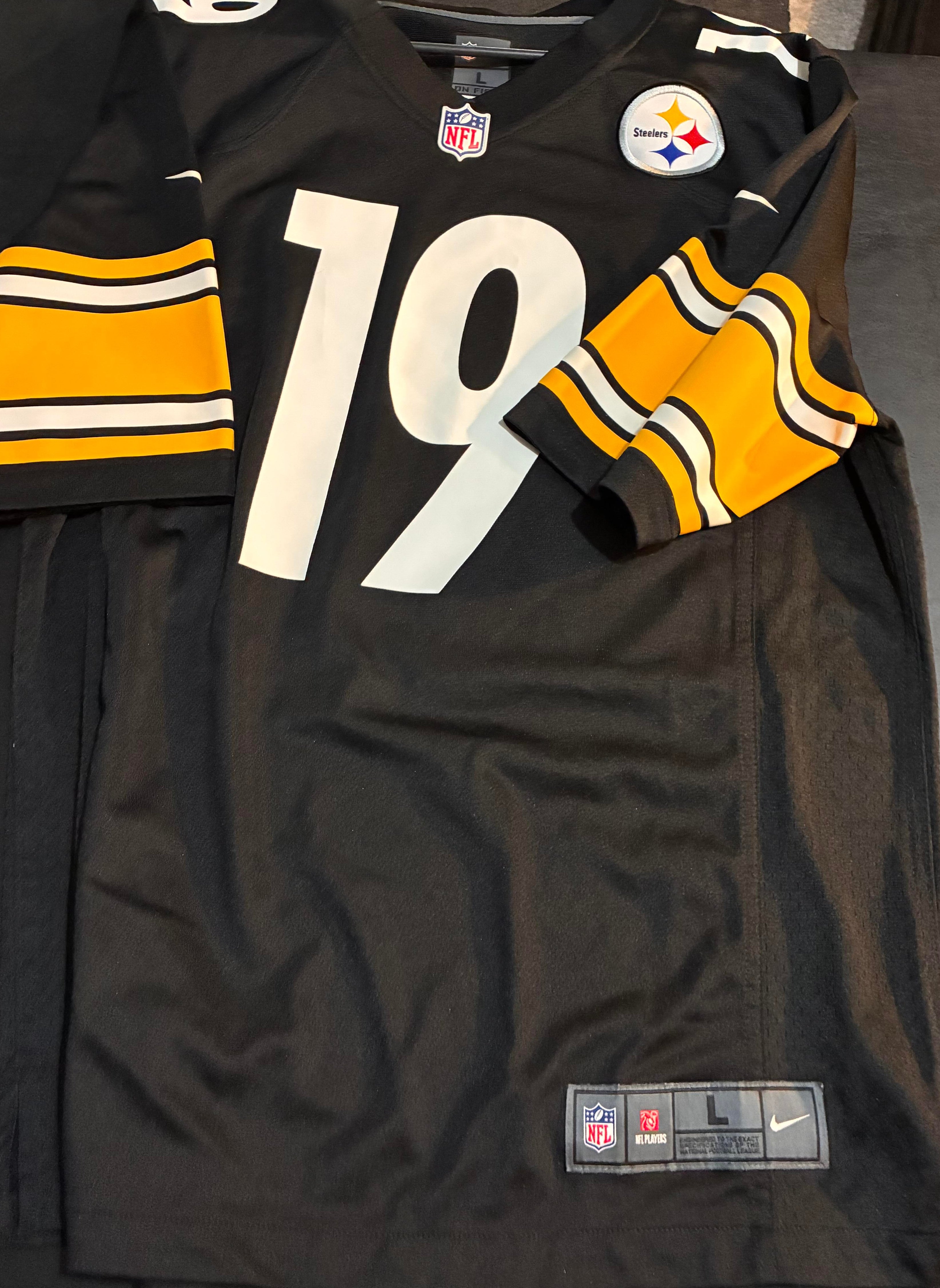 Juju Smith-Schuster Nike Jersey Size L - Pre-Owned