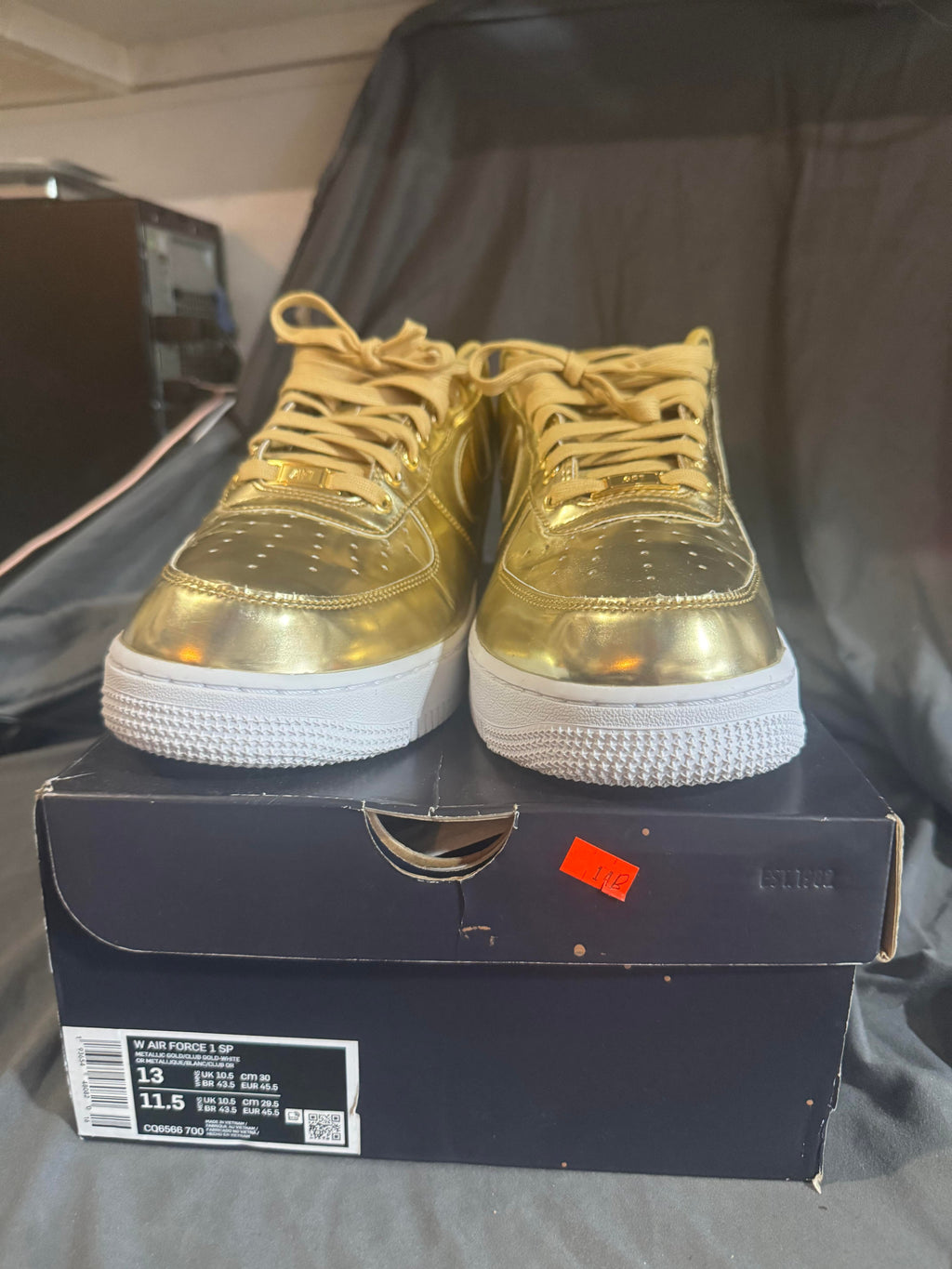 Nike Air Force 1 Low Metallic Gold (Women's) Pre-Owned Size 13W